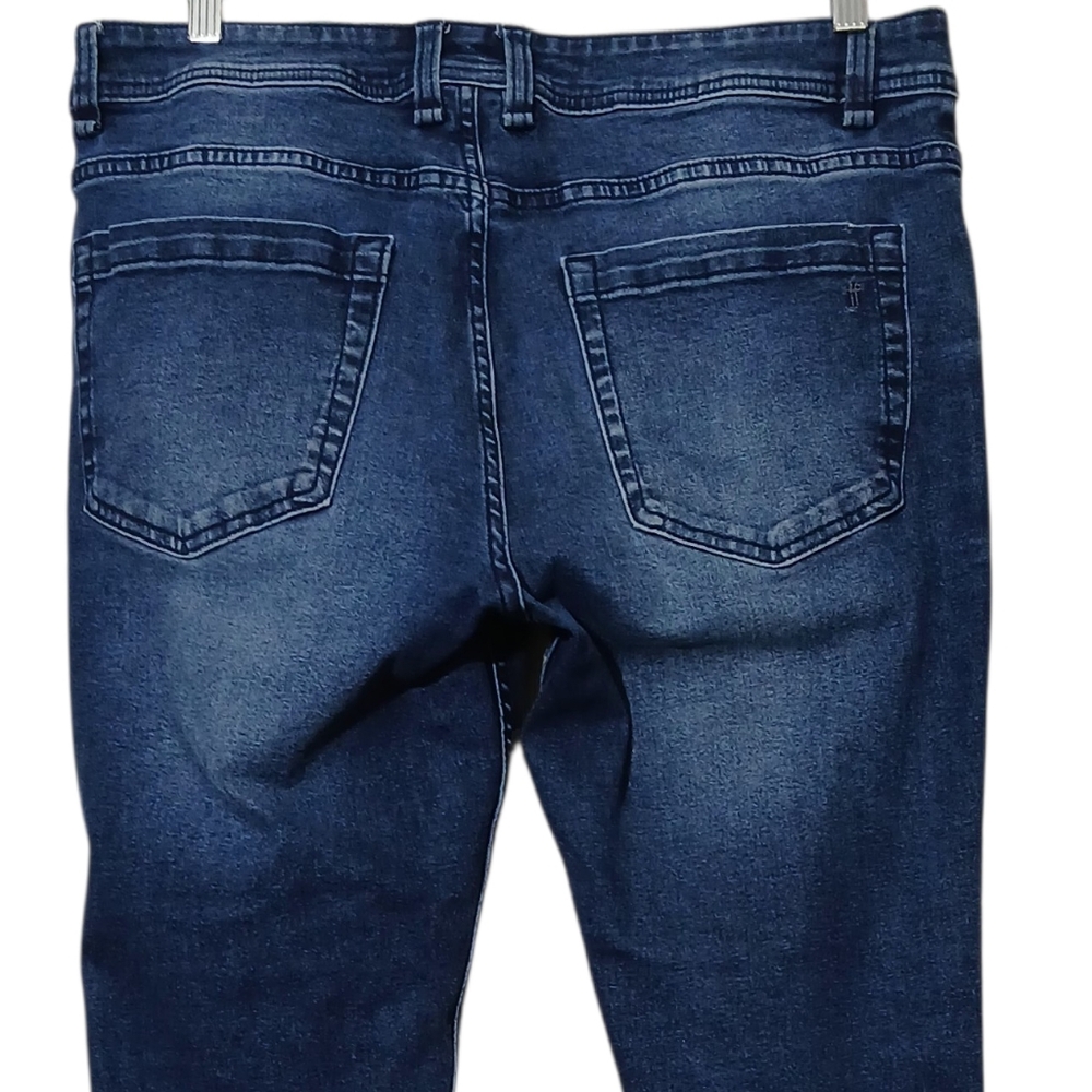 TPJ The Perfect Jean Men 32x32 Slim Fit Dark Blue Wash Stretch Denim Work Casual - Picture 5 of 9